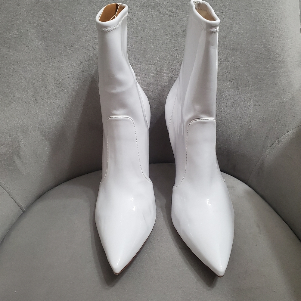 Gianvito Rossi, 10.5, Vinyl White Bootie